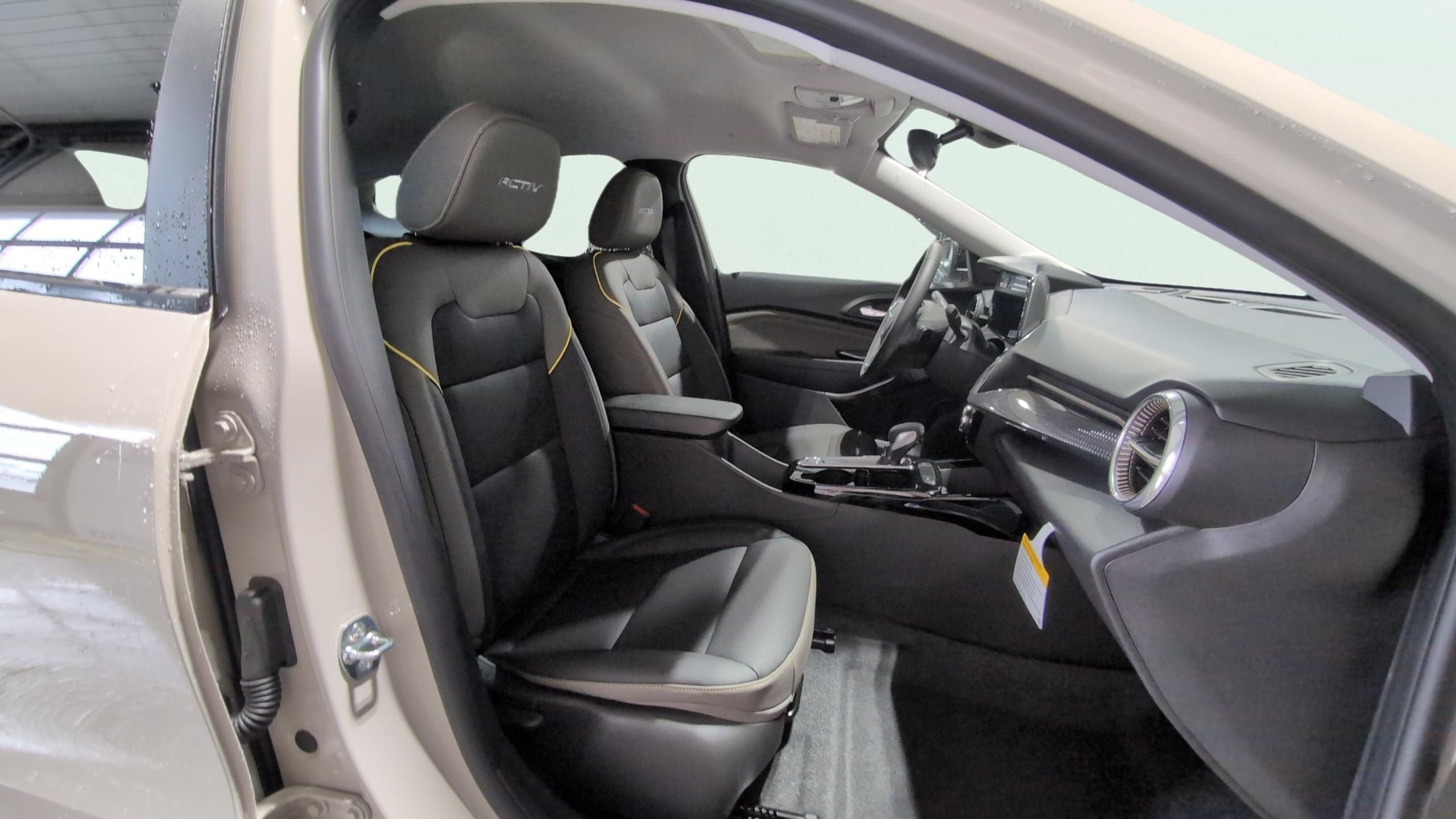 2026 Chevrolet Trax Activ - Photo 16