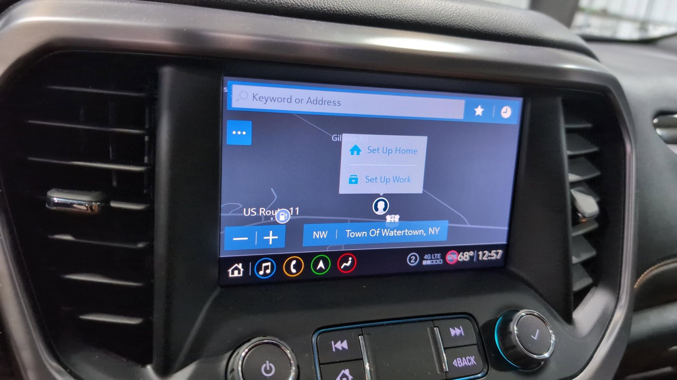 2020 GMC Acadia AT4